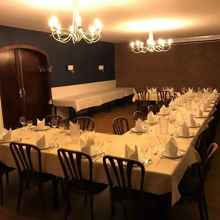 מלון Zimmervermietung Ahrensboker Hof